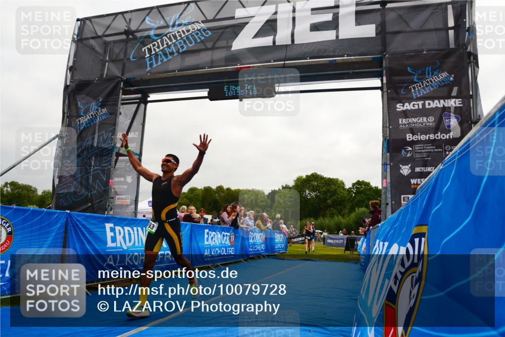 30.08.2026 - Elbe Triathlon Hamburg LAZAROV Photography http://msf.ph/oto/10079728 30.08.2026 10:55:18 Ziel 353, 438, 493, 519 meine-sportfotos.de