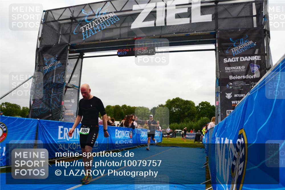 30.08.2026 - Elbe Triathlon Hamburg LAZAROV Photography http://msf.ph/oto/10079757 30.08.2026 10:55:38 Ziel 543, 582, 660 meine-sportfotos.de