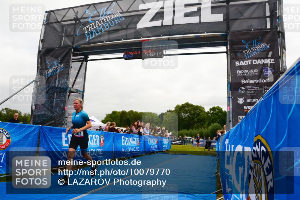30.08.2026 - Elbe Triathlon Hamburg LAZAROV Photography http://msf.ph/oto/10079770 30.08.2026 10:56:15 Ziel 362 meine-sportfotos.de