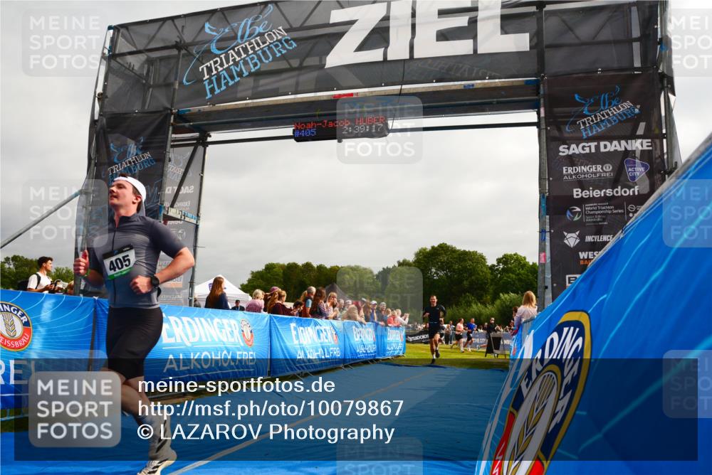30.08.2026 - Elbe Triathlon Hamburg LAZAROV Photography http://msf.ph/oto/10079867 30.08.2026 10:59:16 Ziel 405, 418, 542 meine-sportfotos.de