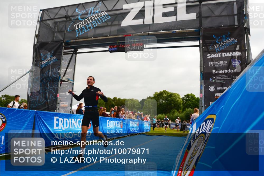 30.08.2026 - Elbe Triathlon Hamburg LAZAROV Photography http://msf.ph/oto/10079871 30.08.2026 10:59:19 Ziel 331, 405, 418, 542 meine-sportfotos.de