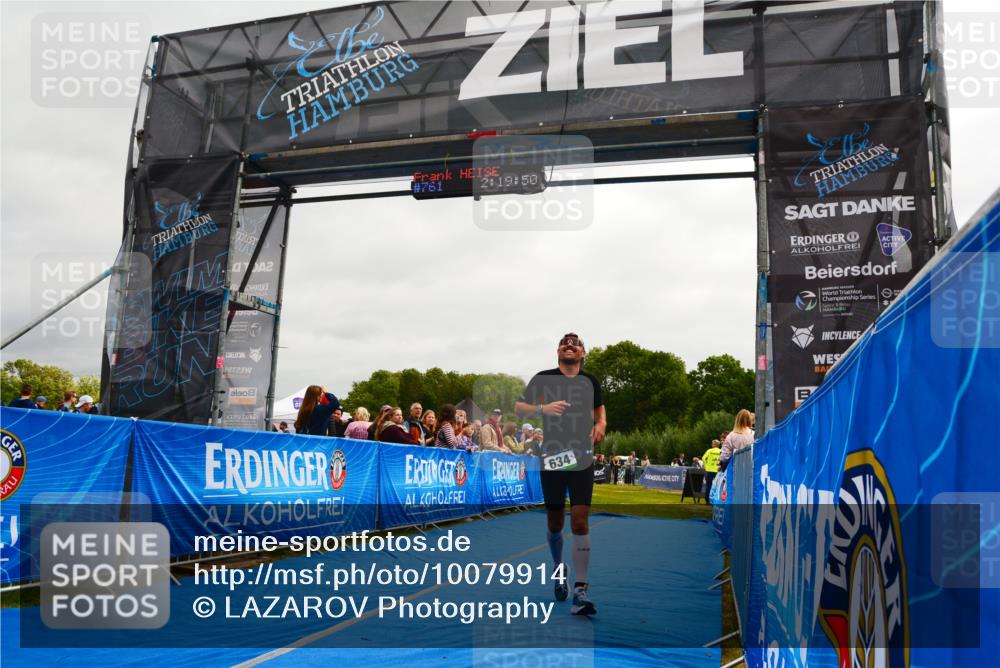 30.08.2026 - Elbe Triathlon Hamburg LAZAROV Photography http://msf.ph/oto/10079914 30.08.2026 10:59:52 Ziel 394, 634, 761 meine-sportfotos.de