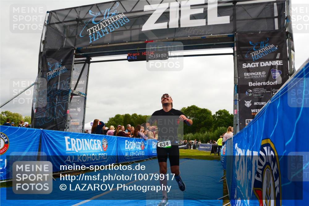 30.08.2026 - Elbe Triathlon Hamburg LAZAROV Photography http://msf.ph/oto/10079917 30.08.2026 10:59:52 Ziel 394, 634, 761 meine-sportfotos.de