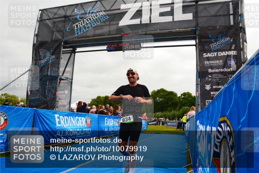 30.08.2026 - Elbe Triathlon Hamburg LAZAROV Photography http://msf.ph/oto/10079919 30.08.2026 10:59:53 Ziel 394, 634 meine-sportfotos.de