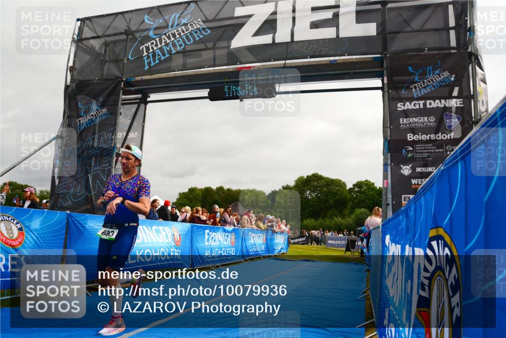 30.08.2026 - Elbe Triathlon Hamburg LAZAROV Photography http://msf.ph/oto/10079936 30.08.2026 11:00:26 Ziel 683 meine-sportfotos.de