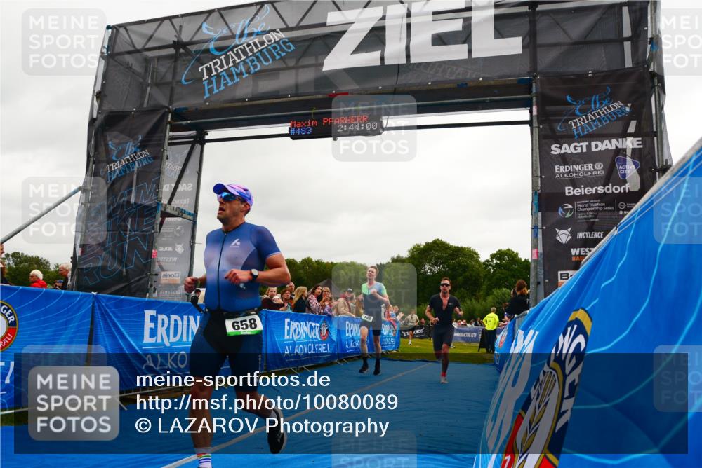 30.08.2026 - Elbe Triathlon Hamburg LAZAROV Photography http://msf.ph/oto/10080089 30.08.2026 11:04:06 Ziel 449, 642, 658, 664, 1897 meine-sportfotos.de