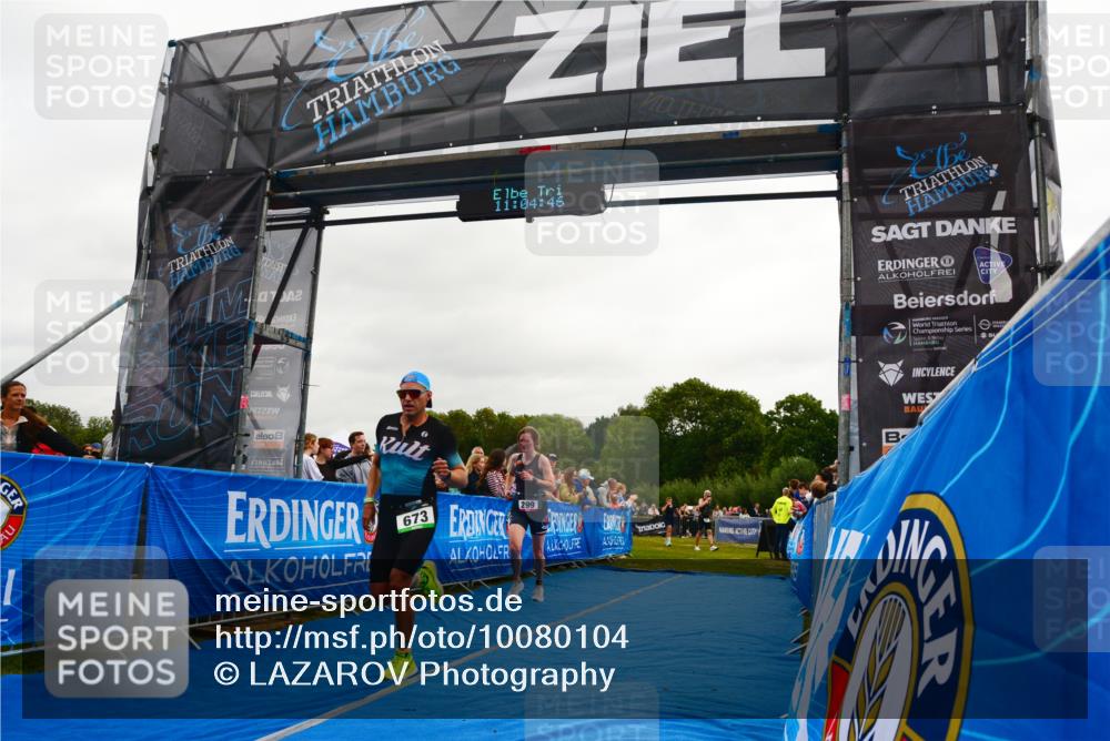 30.08.2026 - Elbe Triathlon Hamburg LAZAROV Photography http://msf.ph/oto/10080104 30.08.2026 11:04:48 Ziel 299, 673 meine-sportfotos.de