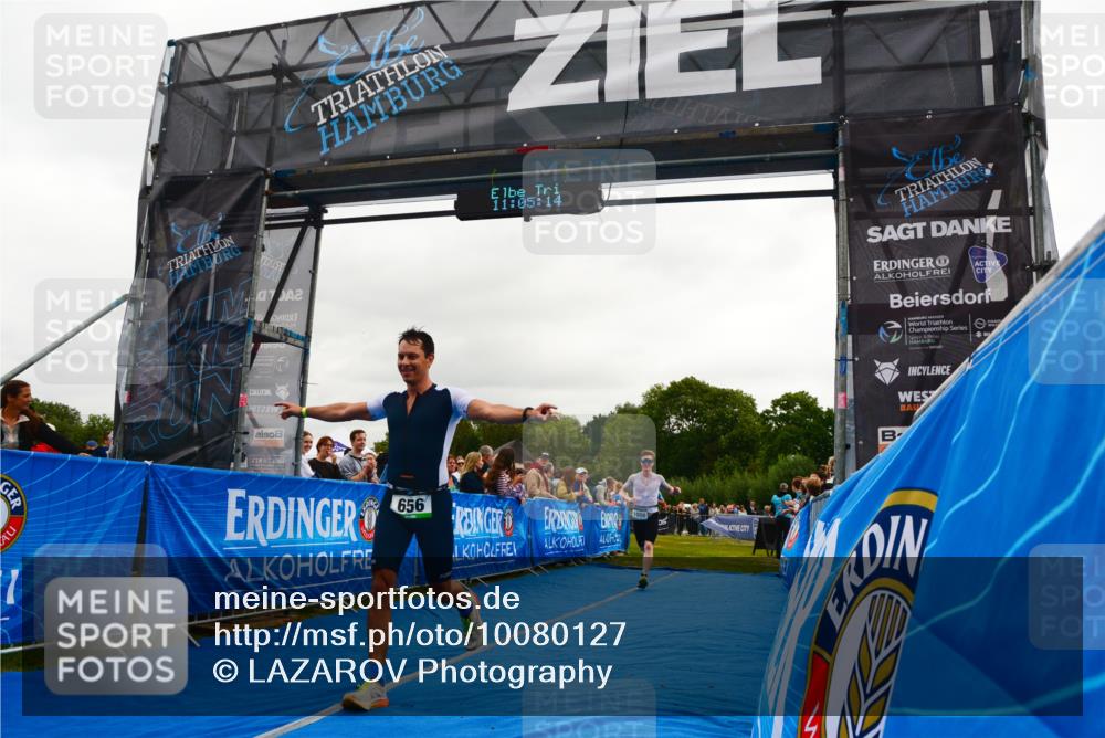 30.08.2026 - Elbe Triathlon Hamburg LAZAROV Photography http://msf.ph/oto/10080127 30.08.2026 11:05:15 Ziel 656, 698, 1008 meine-sportfotos.de