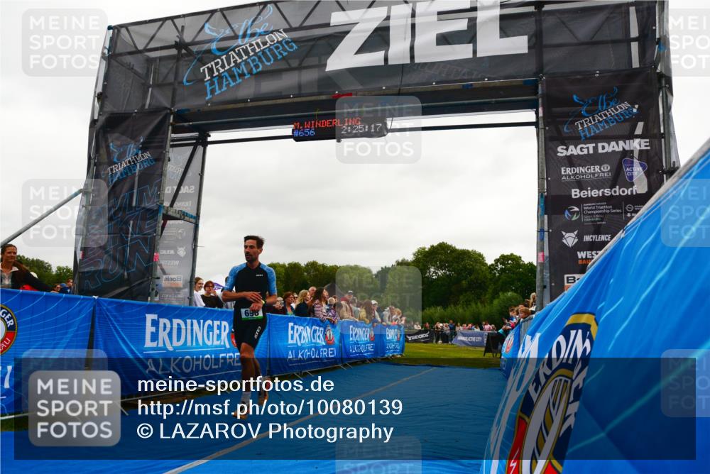 30.08.2026 - Elbe Triathlon Hamburg LAZAROV Photography http://msf.ph/oto/10080139 30.08.2026 11:05:19 Ziel 656, 698, 1008 meine-sportfotos.de