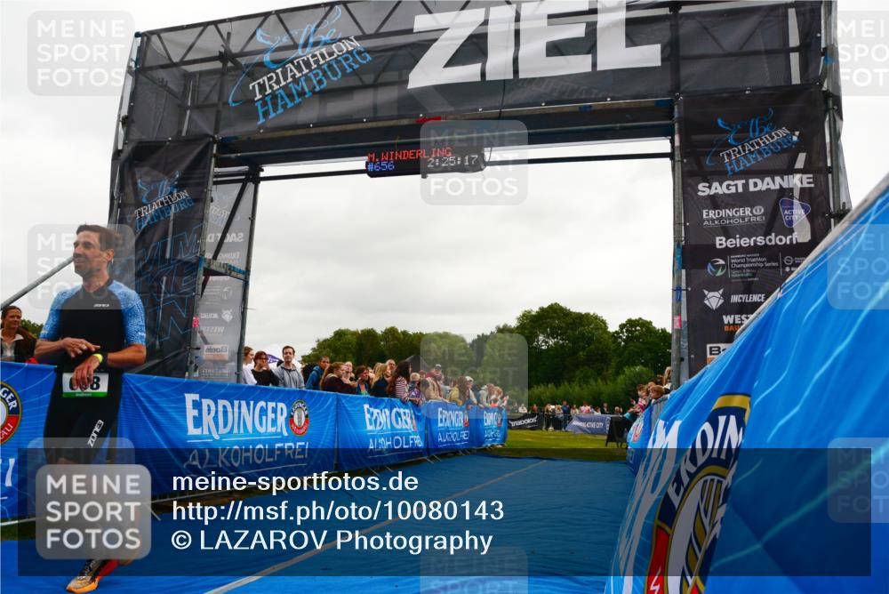 30.08.2026 - Elbe Triathlon Hamburg LAZAROV Photography http://msf.ph/oto/10080143 30.08.2026 11:05:19 Ziel 656, 698, 1008 meine-sportfotos.de