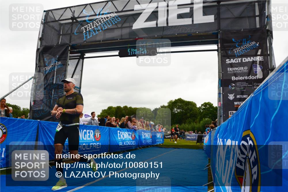30.08.2026 - Elbe Triathlon Hamburg LAZAROV Photography http://msf.ph/oto/10080151 30.08.2026 11:05:50 Ziel 414, 431, 747 meine-sportfotos.de