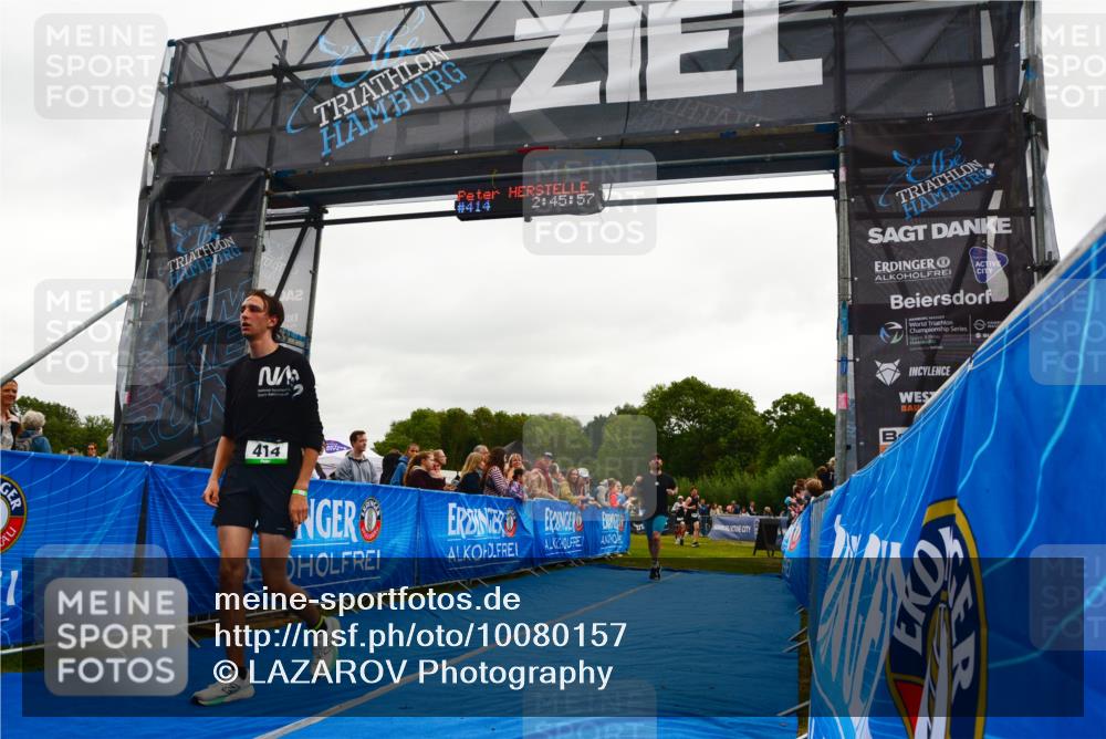30.08.2026 - Elbe Triathlon Hamburg LAZAROV Photography http://msf.ph/oto/10080157 30.08.2026 11:05:56 Ziel 414, 431, 671, 779 meine-sportfotos.de