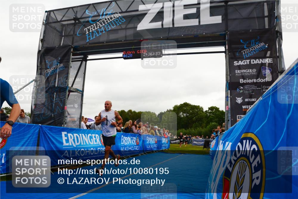 30.08.2026 - Elbe Triathlon Hamburg LAZAROV Photography http://msf.ph/oto/10080195 30.08.2026 11:06:33 Ziel 482, 628, 675, 1067 meine-sportfotos.de