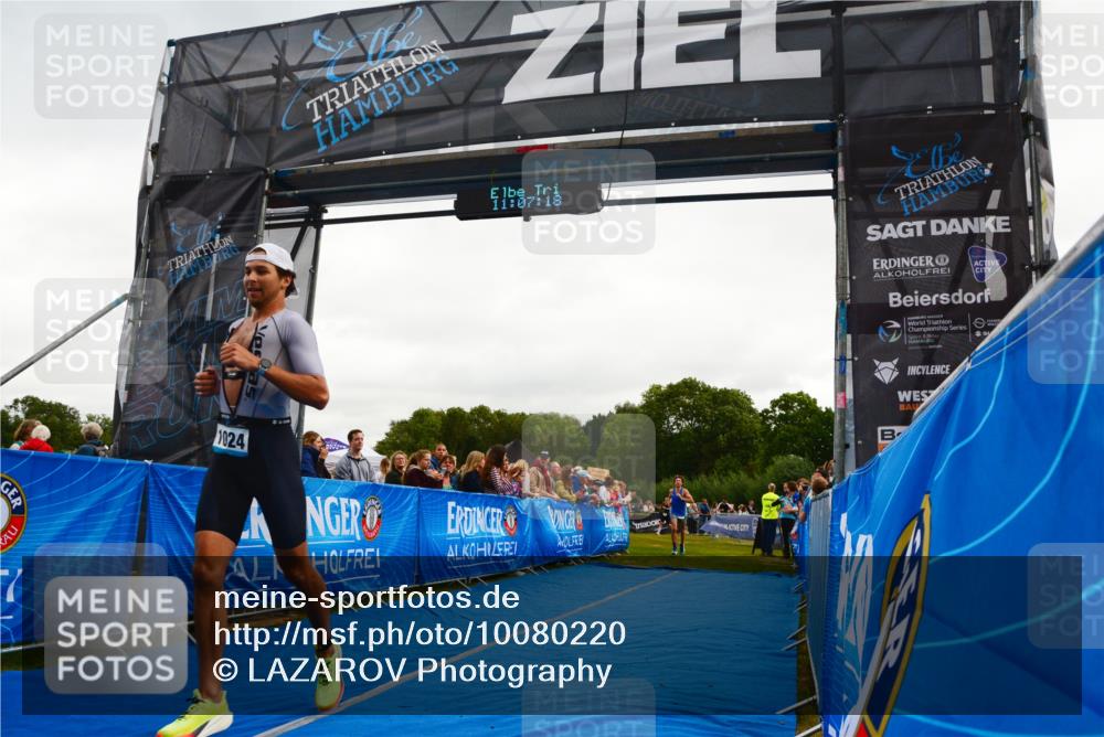 30.08.2026 - Elbe Triathlon Hamburg LAZAROV Photography http://msf.ph/oto/10080220 30.08.2026 11:07:20 Ziel 488, 1024 meine-sportfotos.de