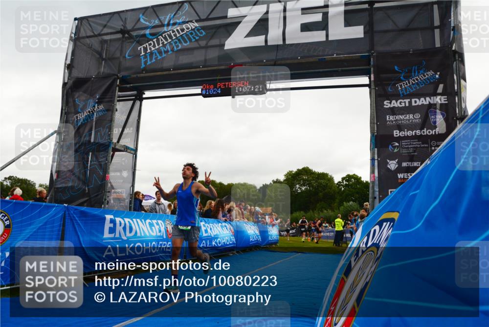 30.08.2026 - Elbe Triathlon Hamburg LAZAROV Photography http://msf.ph/oto/10080223 30.08.2026 11:07:23 Ziel 488, 495, 1024 meine-sportfotos.de