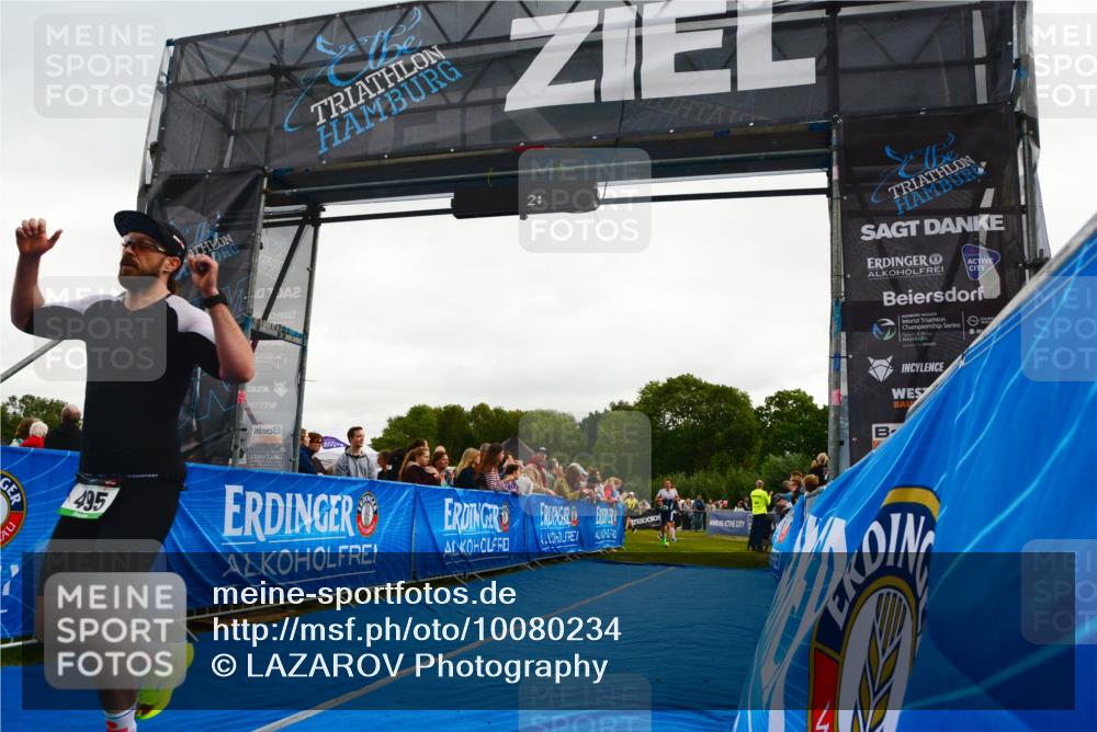 30.08.2026 - Elbe Triathlon Hamburg LAZAROV Photography http://msf.ph/oto/10080234 30.08.2026 11:07:30 Ziel 495, 728 meine-sportfotos.de