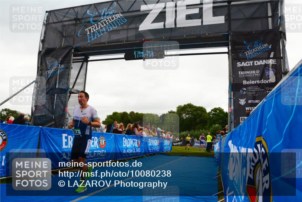 30.08.2026 - Elbe Triathlon Hamburg LAZAROV Photography http://msf.ph/oto/10080238 30.08.2026 11:07:36 Ziel 728 meine-sportfotos.de