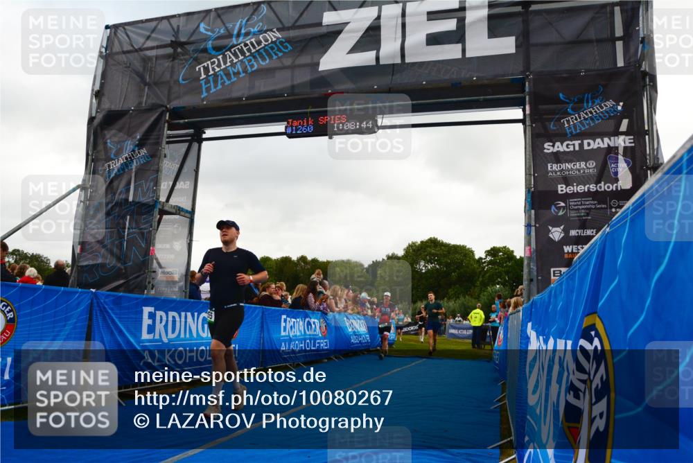 30.08.2026 - Elbe Triathlon Hamburg LAZAROV Photography http://msf.ph/oto/10080267 30.08.2026 11:08:53 Ziel 503, 555, 746, 1042 meine-sportfotos.de