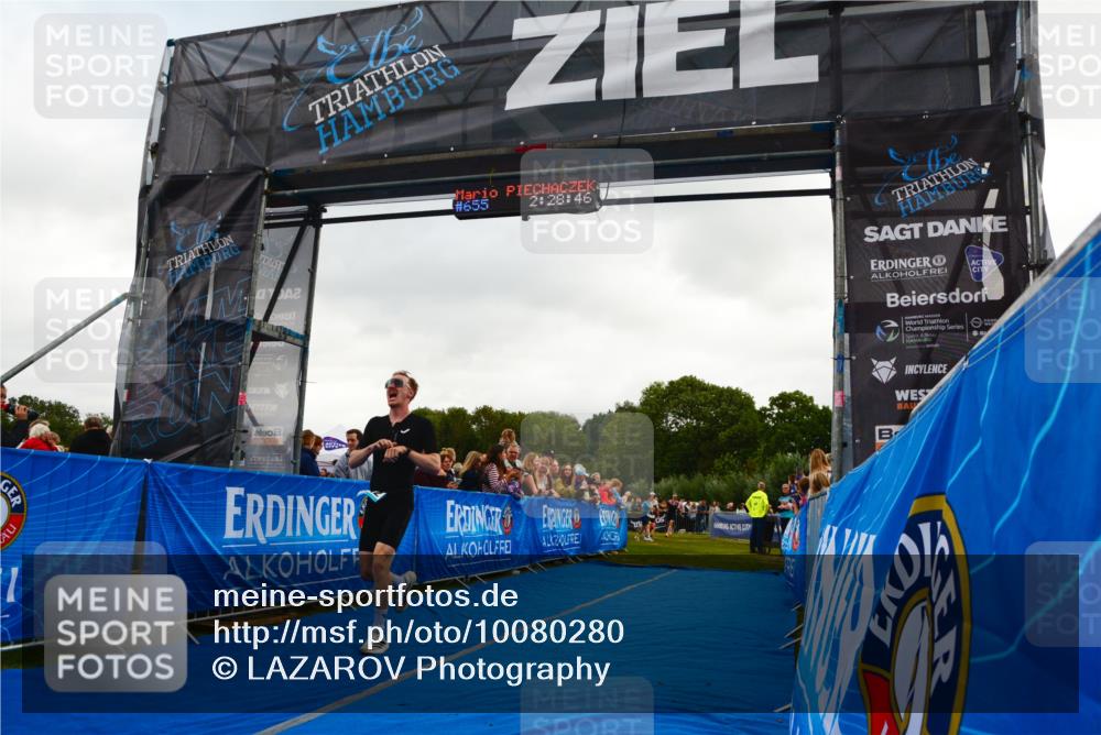 30.08.2026 - Elbe Triathlon Hamburg LAZAROV Photography http://msf.ph/oto/10080280 30.08.2026 11:08:58 Ziel 503, 633, 746, 1042 meine-sportfotos.de