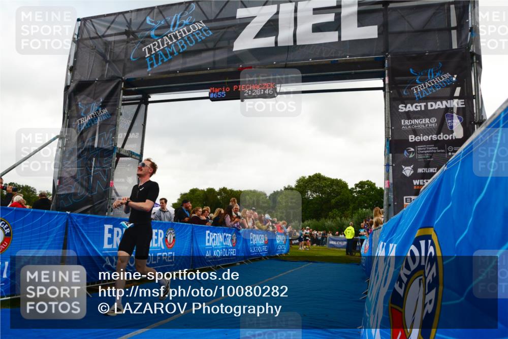 30.08.2026 - Elbe Triathlon Hamburg LAZAROV Photography http://msf.ph/oto/10080282 30.08.2026 11:08:58 Ziel 503, 633, 746, 1042 meine-sportfotos.de