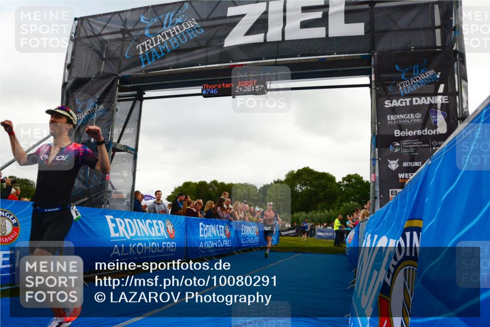 30.08.2026 - Elbe Triathlon Hamburg LAZAROV Photography http://msf.ph/oto/10080291 30.08.2026 11:09:06 Ziel 633, 1098 meine-sportfotos.de