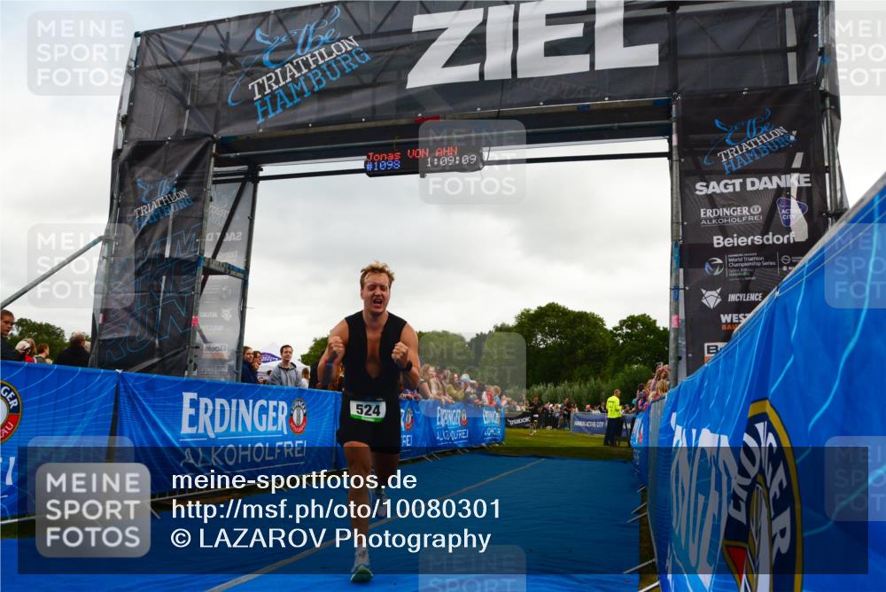 30.08.2026 - Elbe Triathlon Hamburg LAZAROV Photography http://msf.ph/oto/10080301 30.08.2026 11:09:27 Ziel 505, 524, 681, 751 meine-sportfotos.de