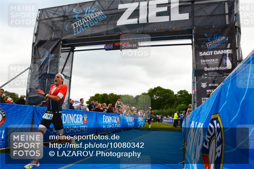 30.08.2026 - Elbe Triathlon Hamburg LAZAROV Photography http://msf.ph/oto/10080342 30.08.2026 11:09:43 Ziel 569, 624, 1164 meine-sportfotos.de