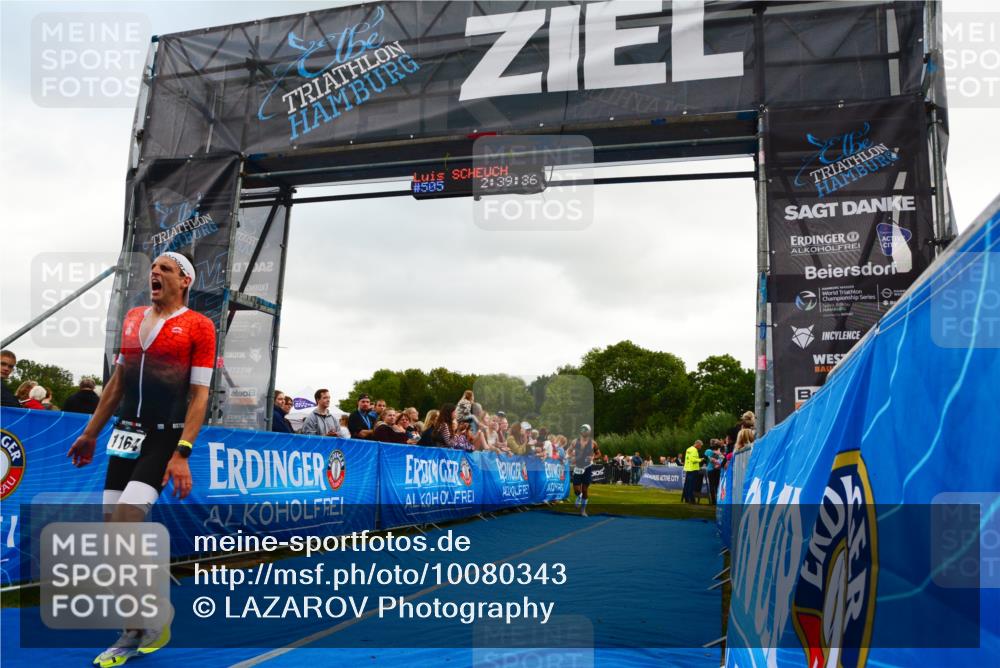 30.08.2026 - Elbe Triathlon Hamburg LAZAROV Photography http://msf.ph/oto/10080343 30.08.2026 11:09:43 Ziel 569, 624, 1164 meine-sportfotos.de
