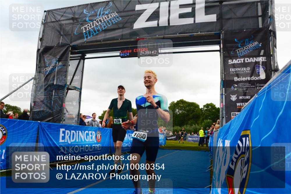 30.08.2026 - Elbe Triathlon Hamburg LAZAROV Photography http://msf.ph/oto/10080354 30.08.2026 11:09:56 Ziel 626, 1060 meine-sportfotos.de