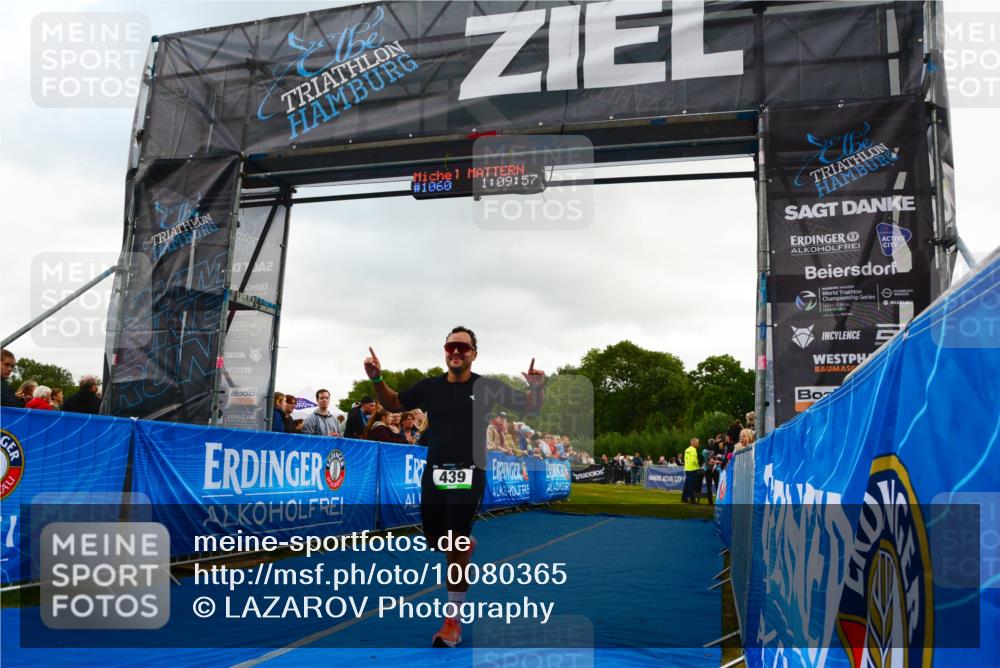 30.08.2026 - Elbe Triathlon Hamburg LAZAROV Photography http://msf.ph/oto/10080365 30.08.2026 11:10:14 Ziel 439, 581 meine-sportfotos.de
