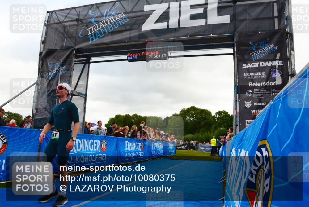 30.08.2026 - Elbe Triathlon Hamburg LAZAROV Photography http://msf.ph/oto/10080375 30.08.2026 11:10:26 Ziel 557 meine-sportfotos.de