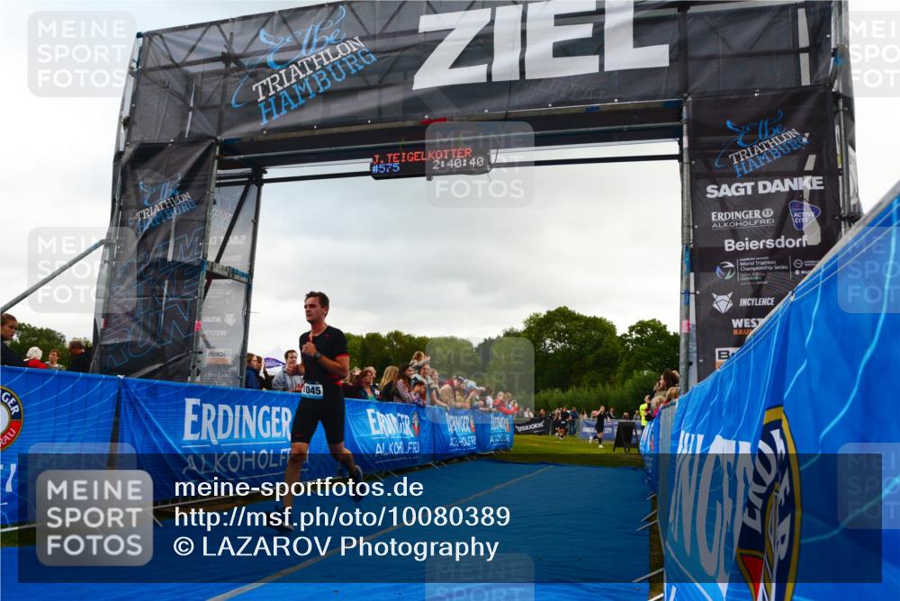 30.08.2026 - Elbe Triathlon Hamburg LAZAROV Photography http://msf.ph/oto/10080389 30.08.2026 11:10:44 Ziel 426, 513, 666, 678, 1045 meine-sportfotos.de