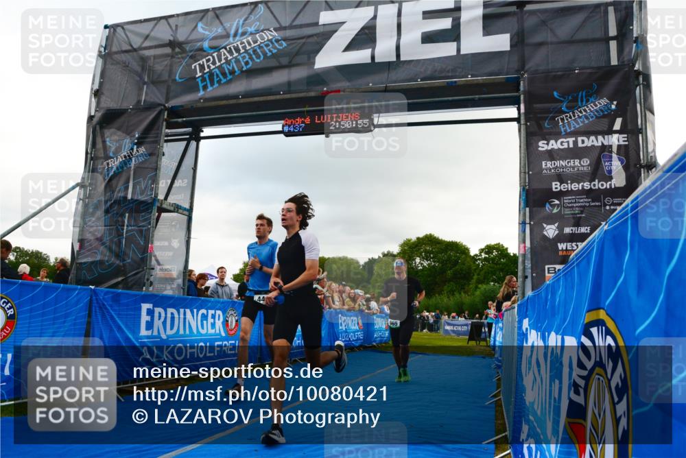 30.08.2026 - Elbe Triathlon Hamburg LAZAROV Photography http://msf.ph/oto/10080421 30.08.2026 11:11:18 Ziel 440, 665, 1010 meine-sportfotos.de