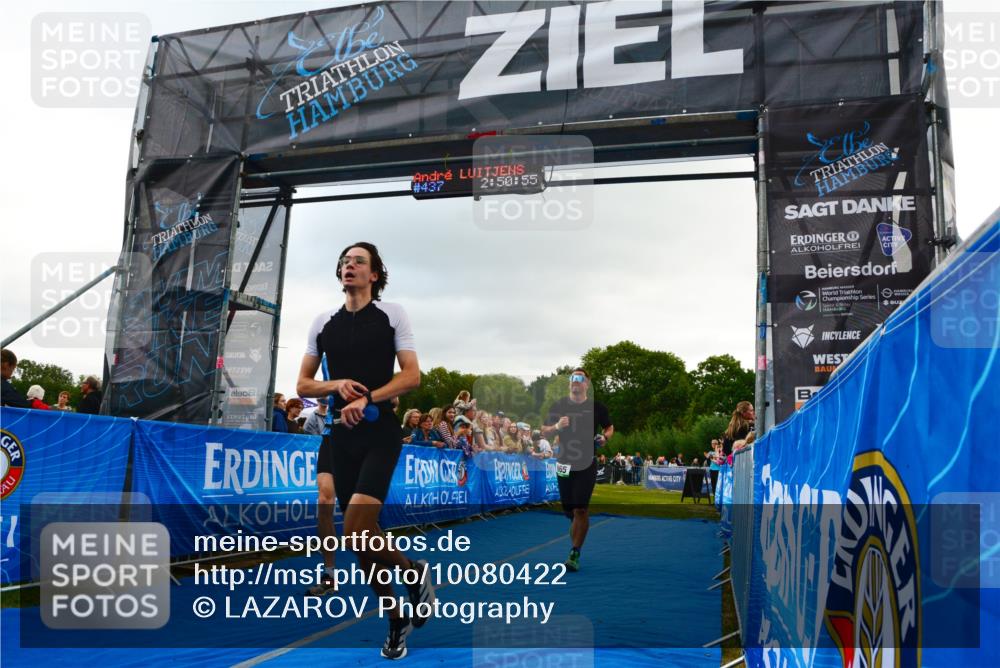 30.08.2026 - Elbe Triathlon Hamburg LAZAROV Photography http://msf.ph/oto/10080422 30.08.2026 11:11:18 Ziel 440, 665, 1010 meine-sportfotos.de