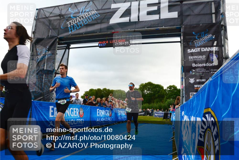 30.08.2026 - Elbe Triathlon Hamburg LAZAROV Photography http://msf.ph/oto/10080424 30.08.2026 11:11:18 Ziel 440, 665, 1010 meine-sportfotos.de
