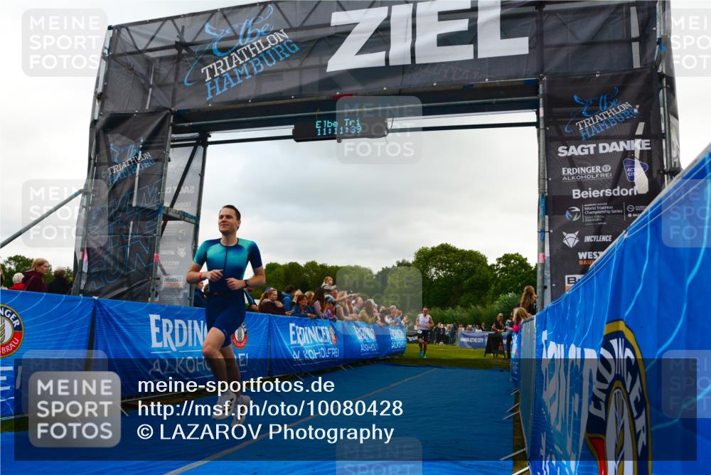 30.08.2026 - Elbe Triathlon Hamburg LAZAROV Photography http://msf.ph/oto/10080428 30.08.2026 11:11:40 Ziel 638, 700 meine-sportfotos.de