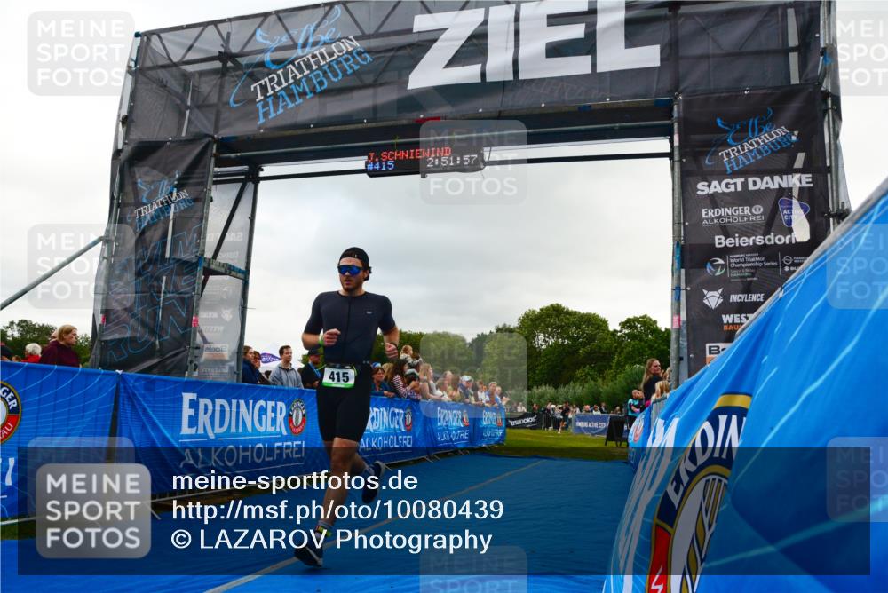 30.08.2026 - Elbe Triathlon Hamburg LAZAROV Photography http://msf.ph/oto/10080439 30.08.2026 11:11:55 Ziel 415, 558 meine-sportfotos.de