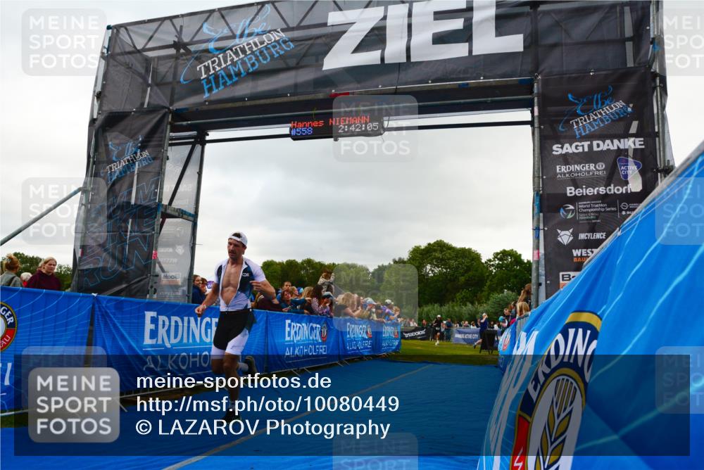 30.08.2026 - Elbe Triathlon Hamburg LAZAROV Photography http://msf.ph/oto/10080449 30.08.2026 11:12:08 Ziel 521, 769 meine-sportfotos.de