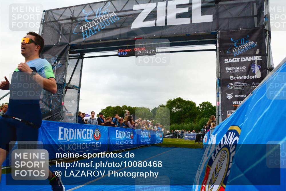 30.08.2026 - Elbe Triathlon Hamburg LAZAROV Photography http://msf.ph/oto/10080468 30.08.2026 11:12:20 Ziel 1039 meine-sportfotos.de