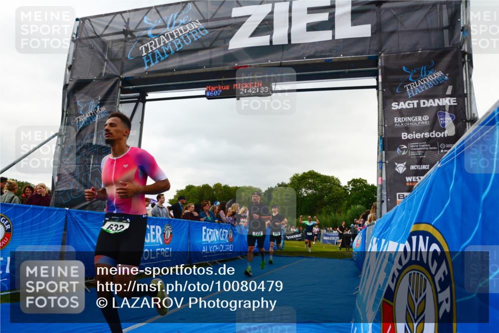 30.08.2026 - Elbe Triathlon Hamburg LAZAROV Photography http://msf.ph/oto/10080479 30.08.2026 11:12:38 Ziel 410, 612, 632, 722 meine-sportfotos.de