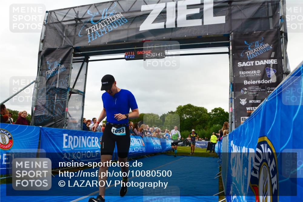 30.08.2026 - Elbe Triathlon Hamburg LAZAROV Photography http://msf.ph/oto/10080500 30.08.2026 11:12:50 Ziel 773, 1093, 1097 meine-sportfotos.de