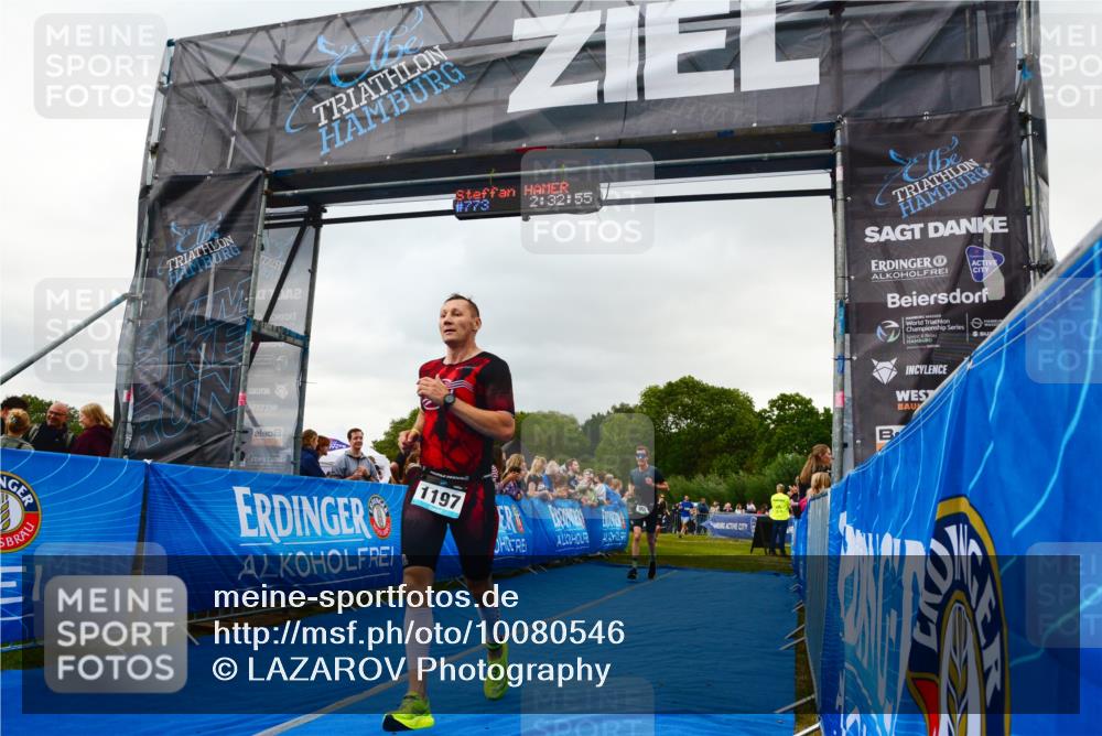30.08.2026 - Elbe Triathlon Hamburg LAZAROV Photography http://msf.ph/oto/10080546 30.08.2026 11:13:11 Ziel 490, 611, 651, 1197 meine-sportfotos.de