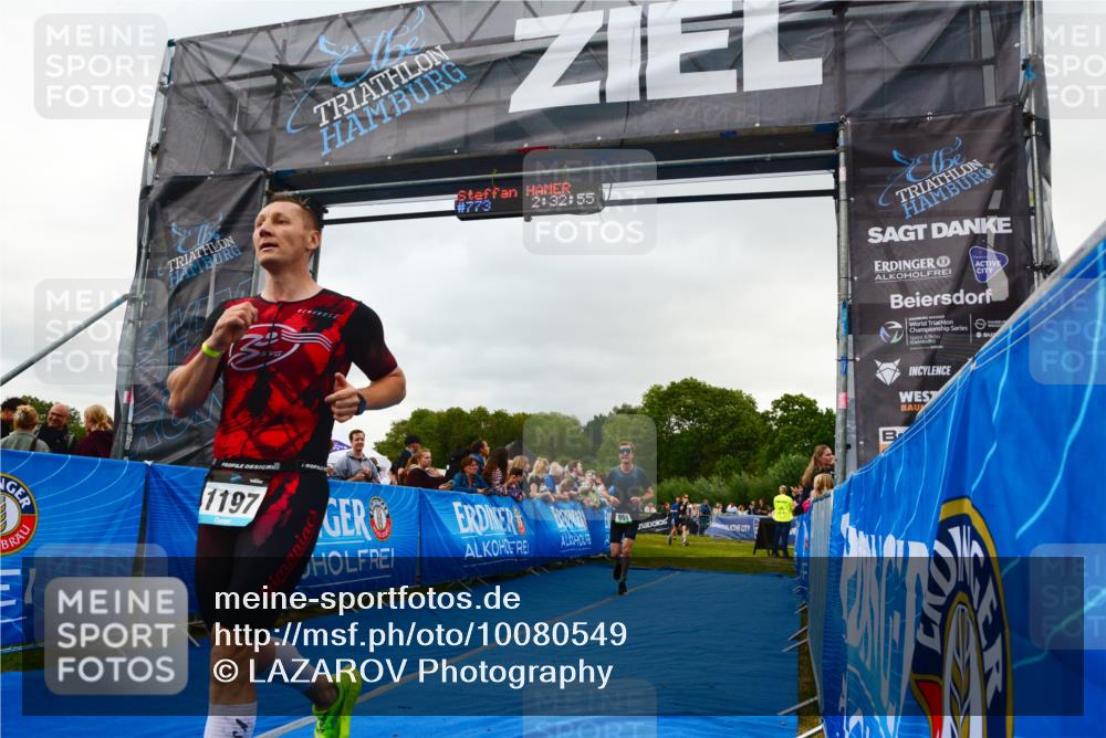 30.08.2026 - Elbe Triathlon Hamburg LAZAROV Photography http://msf.ph/oto/10080549 30.08.2026 11:13:11 Ziel 490, 611, 651, 1197 meine-sportfotos.de