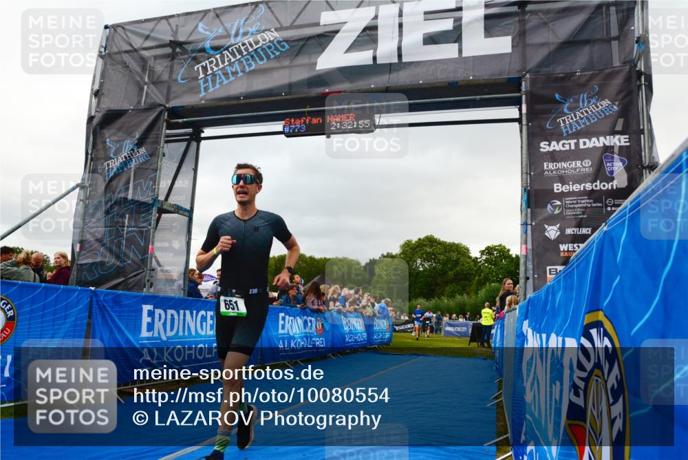 30.08.2026 - Elbe Triathlon Hamburg LAZAROV Photography http://msf.ph/oto/10080554 30.08.2026 11:13:13 Ziel 611, 651, 1197 meine-sportfotos.de