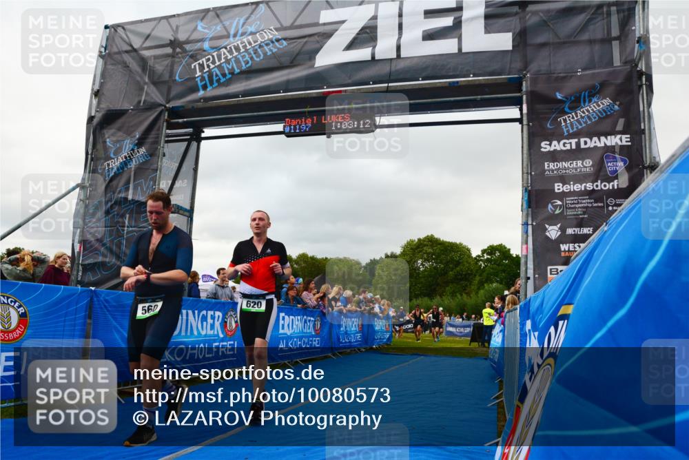 30.08.2026 - Elbe Triathlon Hamburg LAZAROV Photography http://msf.ph/oto/10080573 30.08.2026 11:13:32 Ziel 560, 598, 620, 699, 752 meine-sportfotos.de
