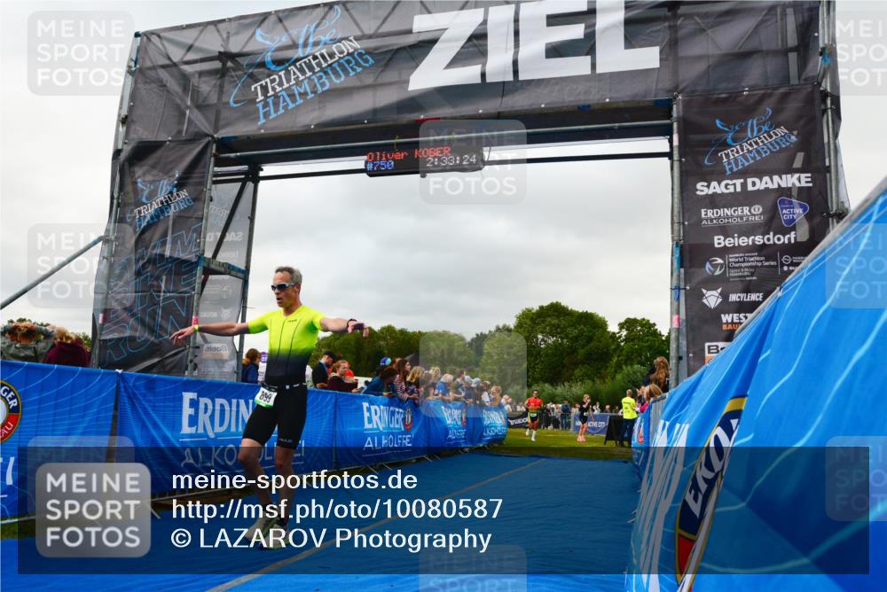 30.08.2026 - Elbe Triathlon Hamburg LAZAROV Photography http://msf.ph/oto/10080587 30.08.2026 11:13:42 Ziel 643, 699 meine-sportfotos.de