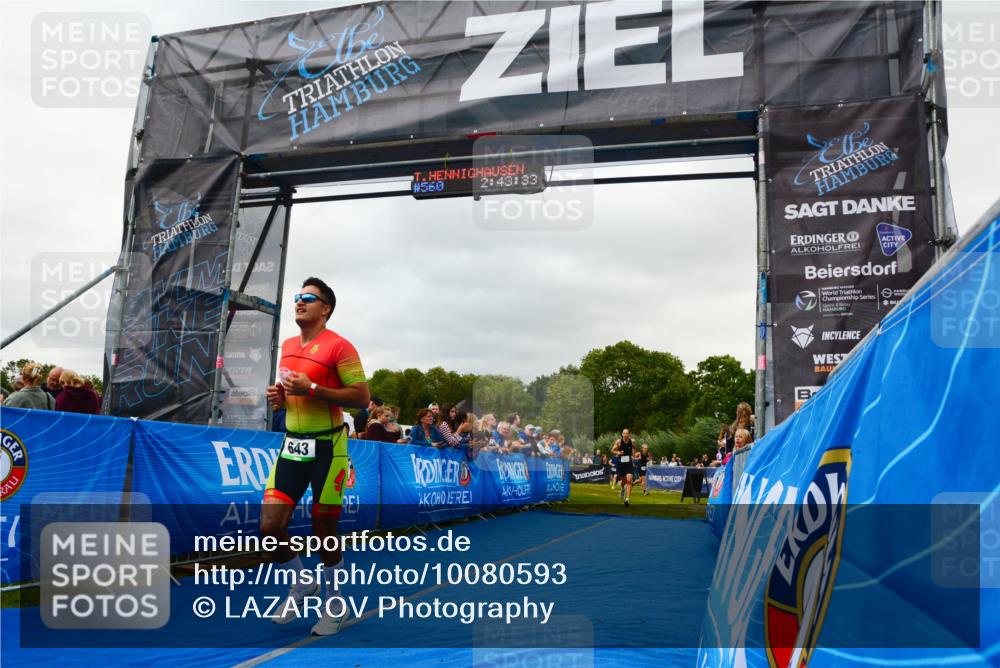 30.08.2026 - Elbe Triathlon Hamburg LAZAROV Photography http://msf.ph/oto/10080593 30.08.2026 11:13:48 Ziel 643, 724 meine-sportfotos.de