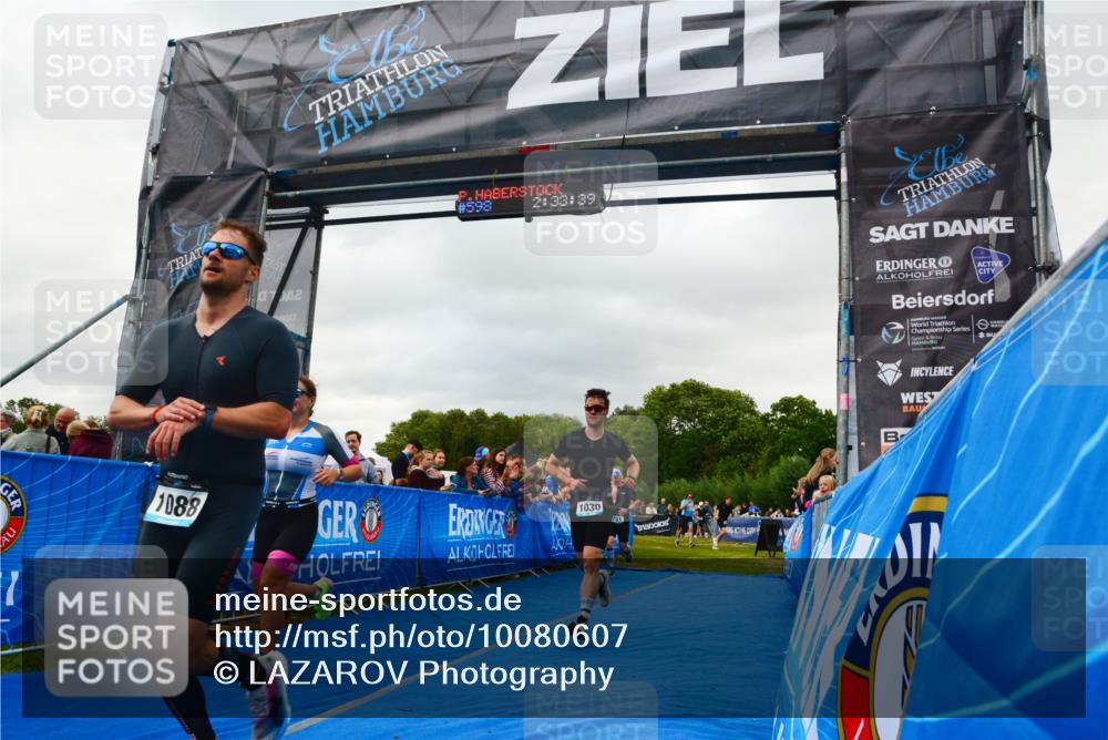 30.08.2026 - Elbe Triathlon Hamburg LAZAROV Photography http://msf.ph/oto/10080607 30.08.2026 11:13:58 Ziel 731, 869, 1030, 1088 meine-sportfotos.de