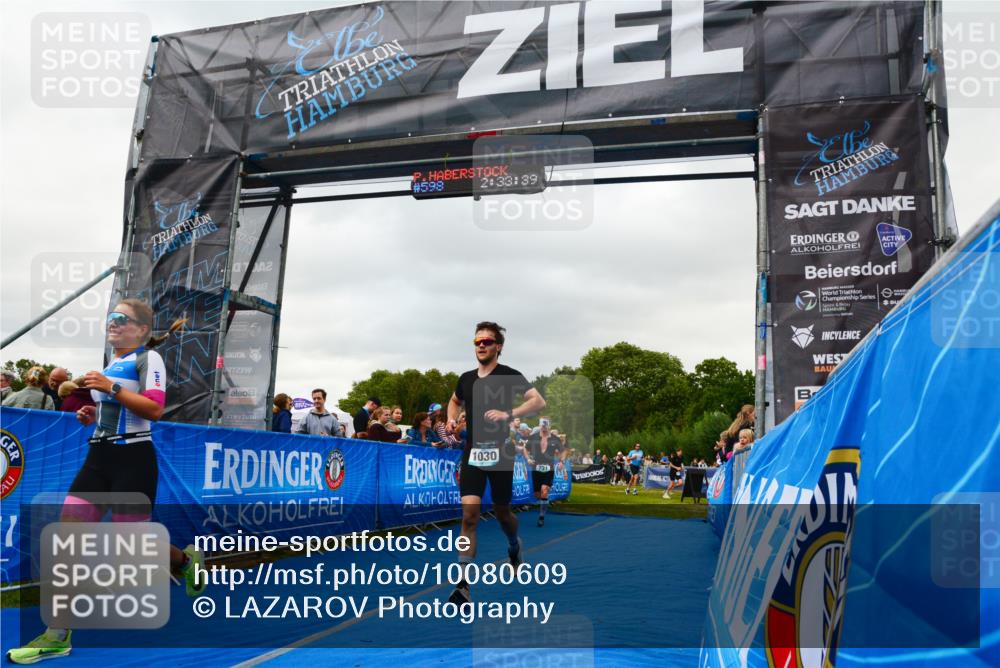 30.08.2026 - Elbe Triathlon Hamburg LAZAROV Photography http://msf.ph/oto/10080609 30.08.2026 11:13:58 Ziel 731, 869, 1030, 1088 meine-sportfotos.de