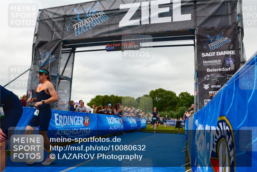 30.08.2026 - Elbe Triathlon Hamburg LAZAROV Photography http://msf.ph/oto/10080632 30.08.2026 11:14:34 Ziel 413, 497, 565, 606, 990, 1054, 1114 meine-sportfotos.de